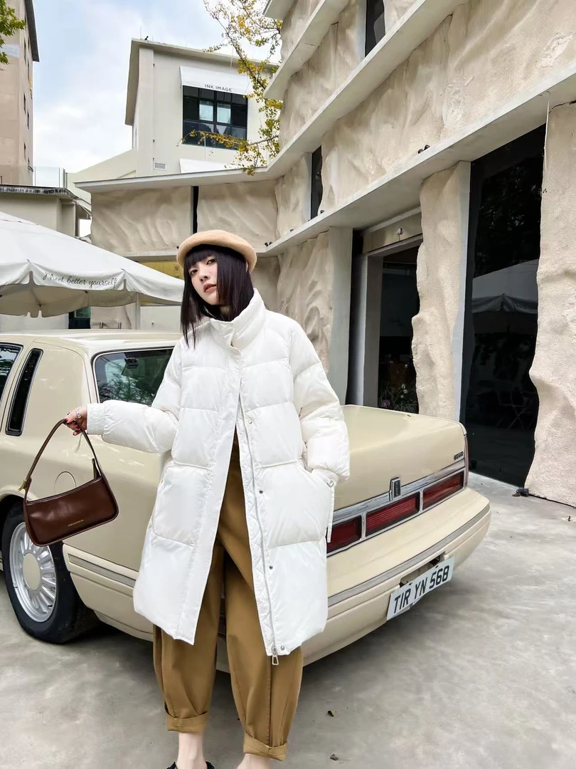 2212中长款白色羽绒服百搭