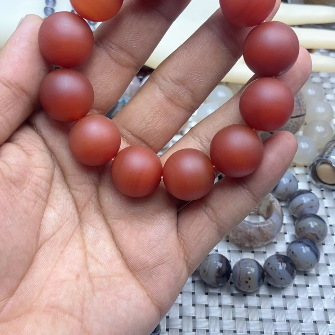玛瑙/玉髓手串未镶嵌自**主