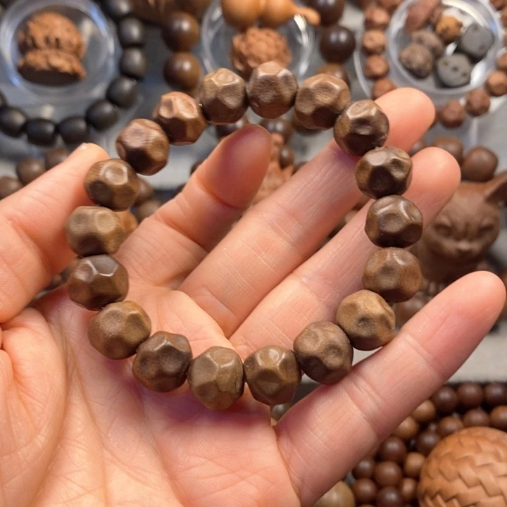 小***铠手串/手链檀香木老山檀奶香味无相纯手工黑肉风化老料