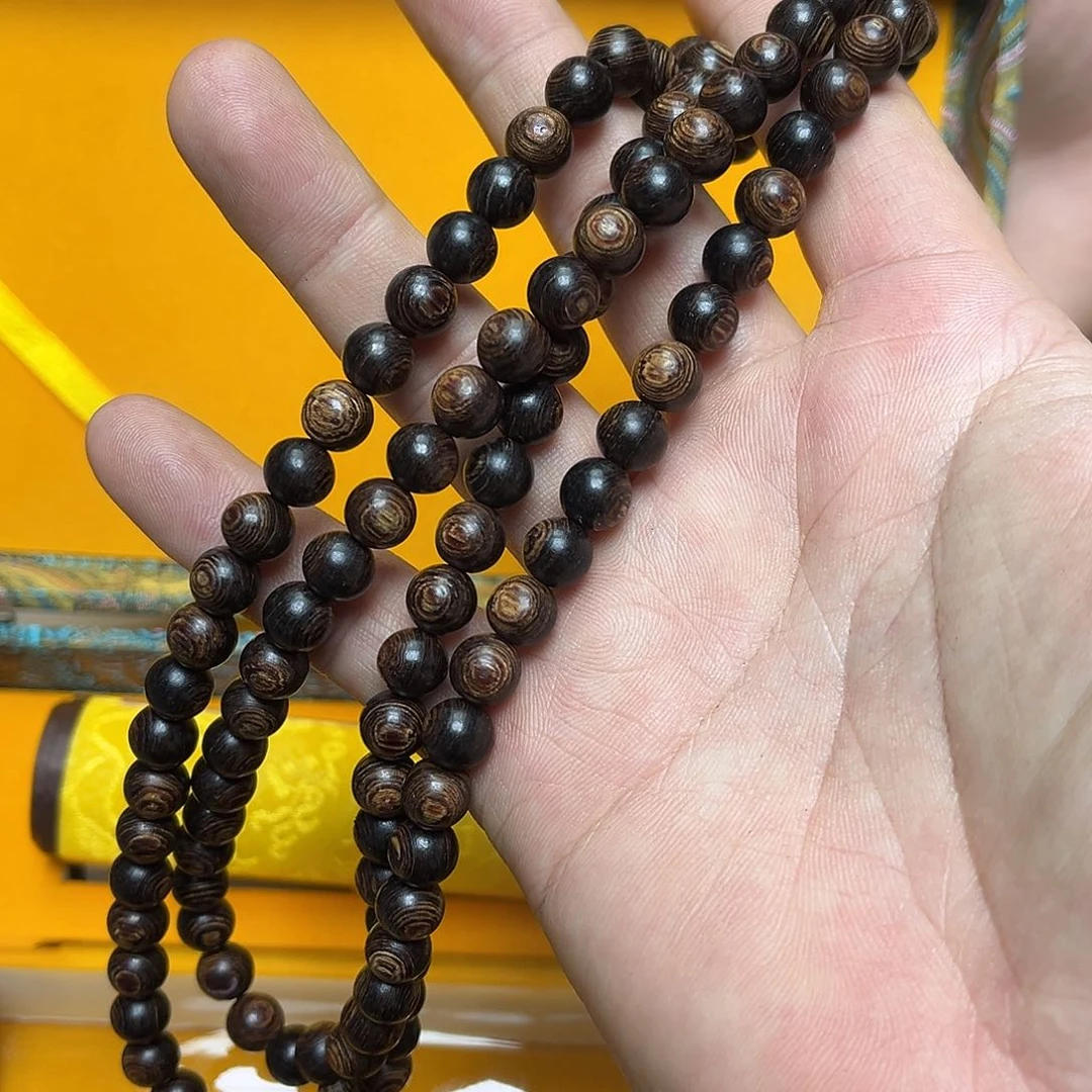 大叶紫檀（黑酸枝木类）