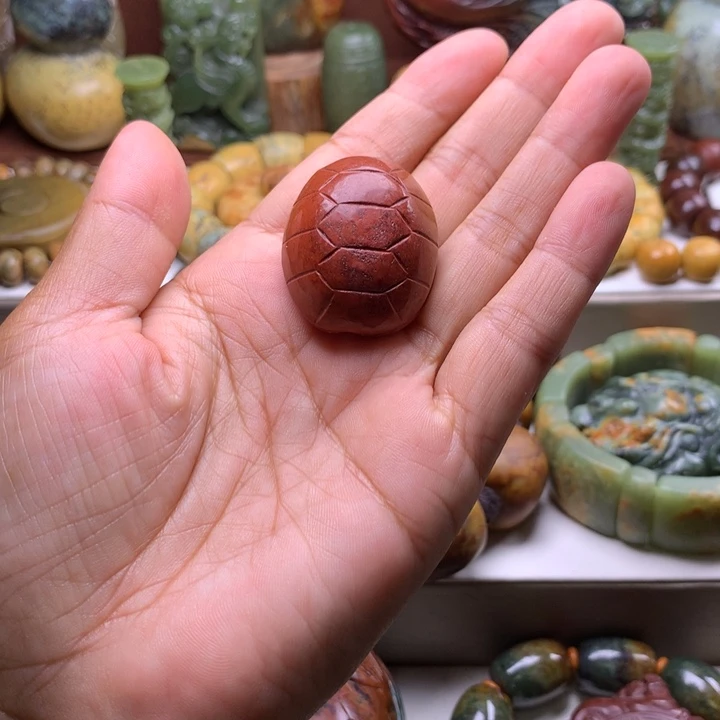 岫岩河磨玉（透闪石质玉）未镶嵌把件