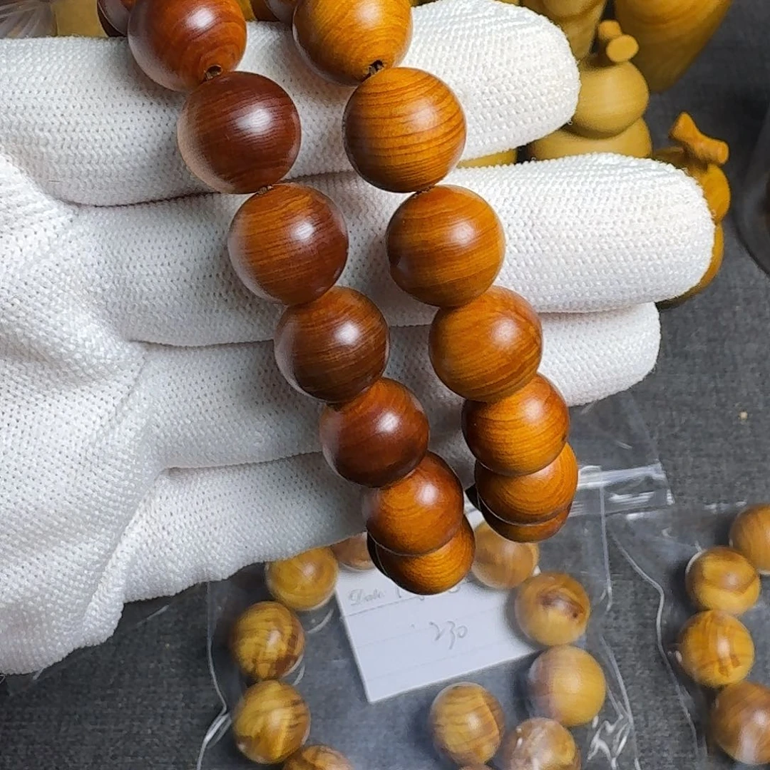 柏木（崖柏）硕*1.2黑油手串