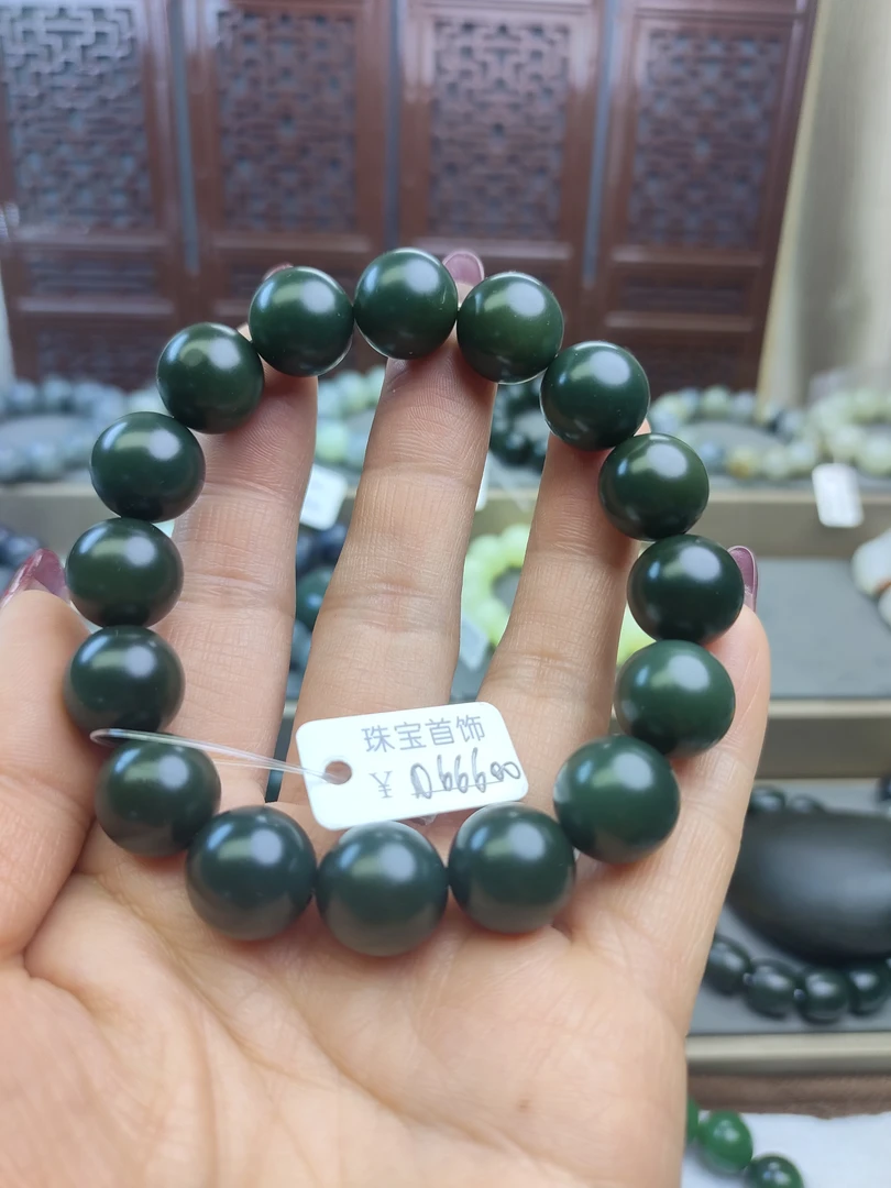 天然和田玉新疆料沙枣青圆珠13mm手串手链