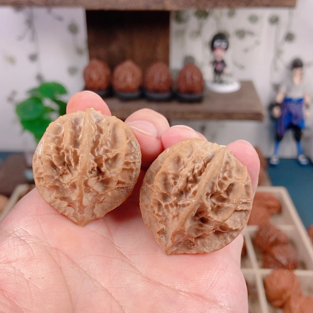 文玩核桃吊坠4¥¥球龙