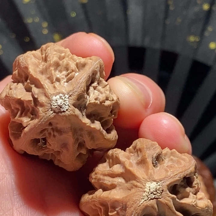 文玩核桃把件9号车