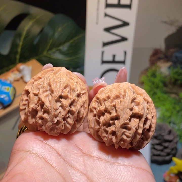 文玩核桃把件38尺苹果