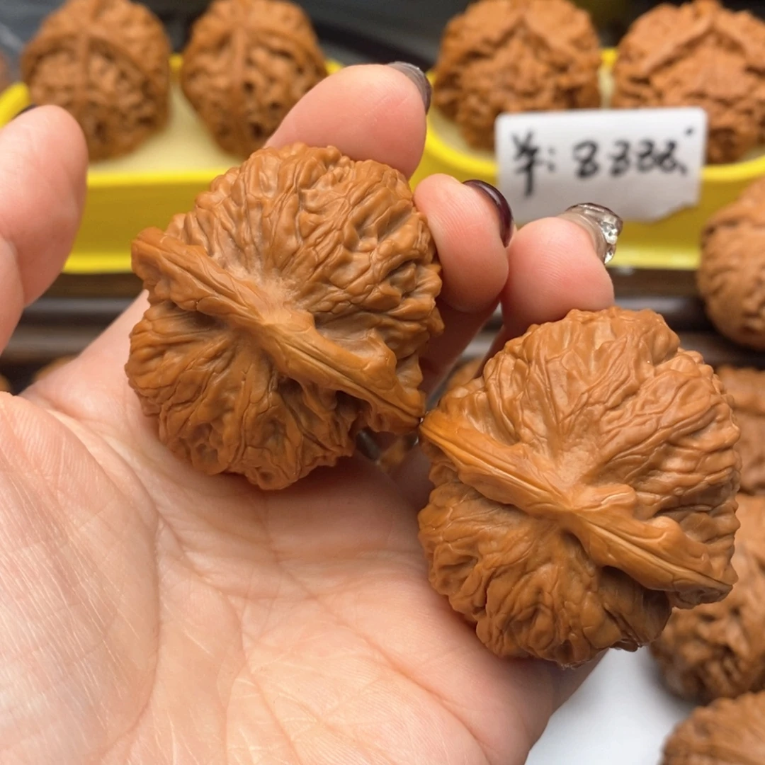 把件文玩核桃边42肚45金麒麟