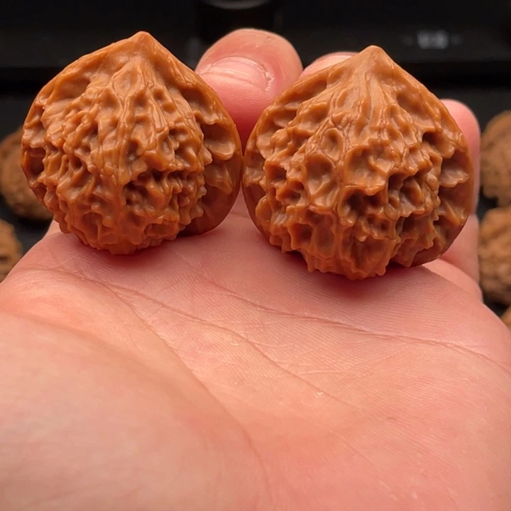 文玩核桃吊坠永*1珊瑚塔