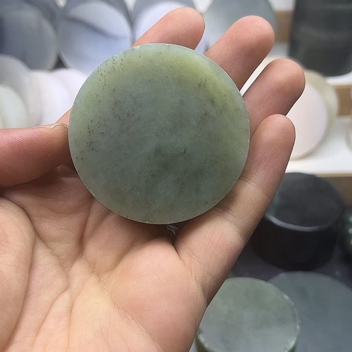 同***檐和田玉未镶嵌珠宝半成品