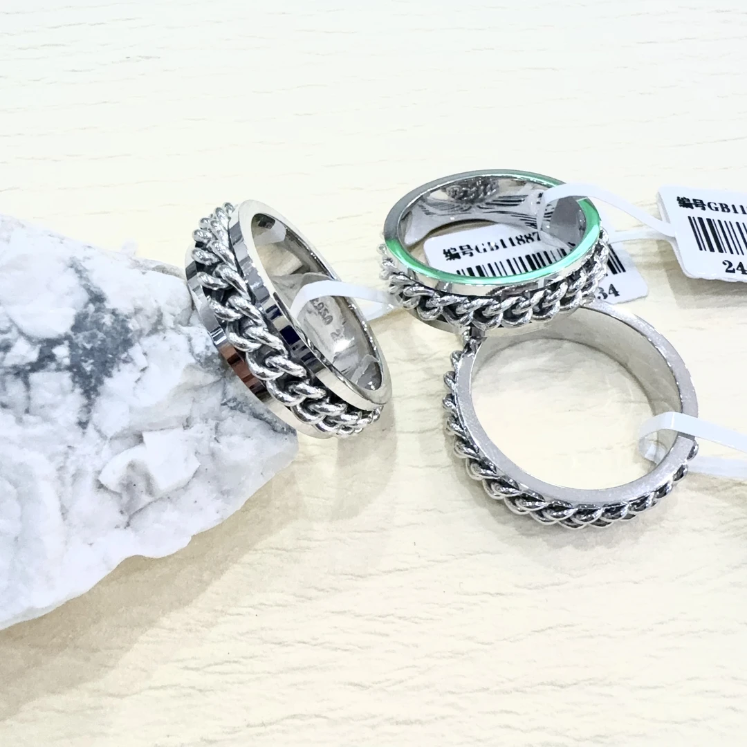 铂金pt950戒指男士宽面旋转古巴链条宽约6.5时来运转（多样发一）