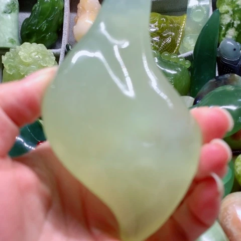 蛇纹石玉未镶嵌手把件