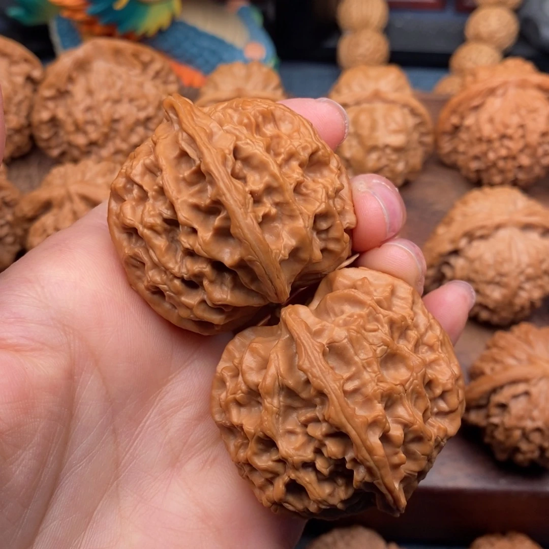 文玩核桃把件42全品，老树原桩苹果园