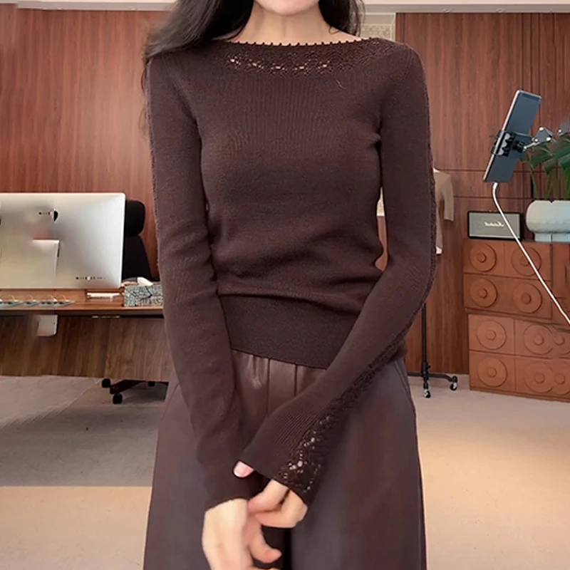 今年流行纯色设计感镂空拼接针织衫女2025冬季韩系新款纯色打底衫