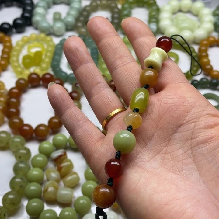 蛇纹石玉车挂未镶嵌