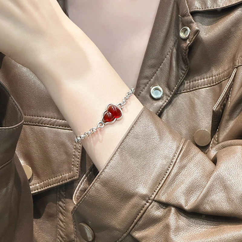 <一禅兄>S925银红玛瑙葫芦镶嵌祥云珠尾坠手链新中式简约气质