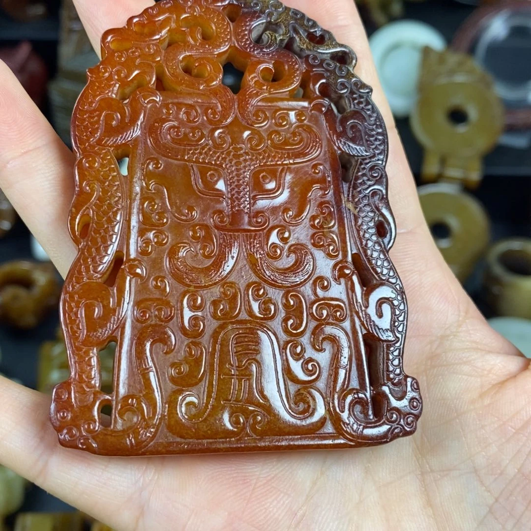 瓒***歌和田玉未镶嵌颈饰