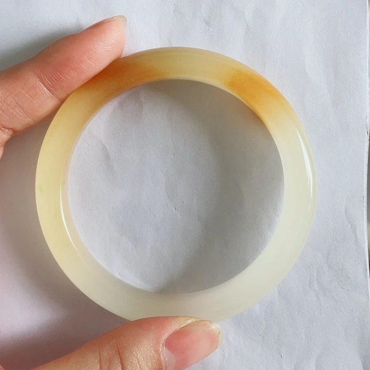 石英质玉（金丝玉）手镯未镶嵌9