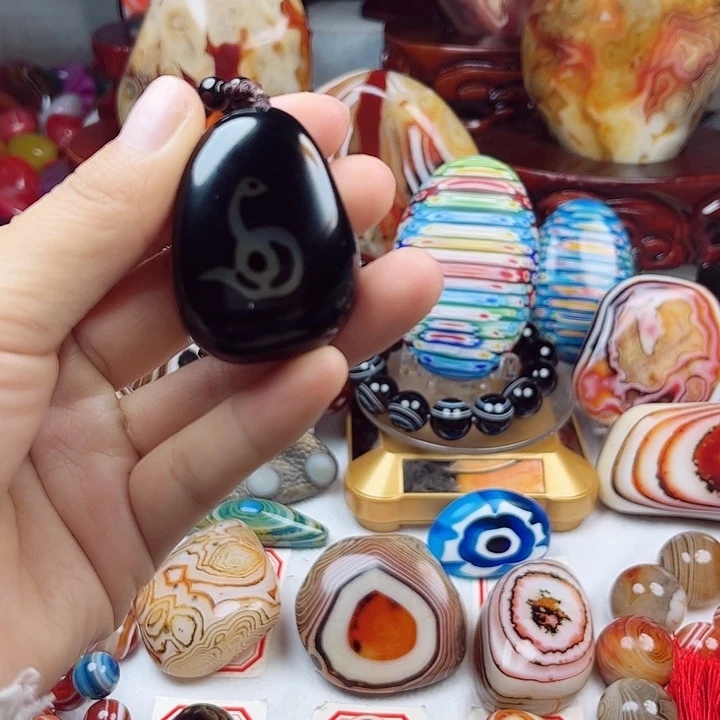 玛瑙/玉髓未镶嵌耳饰