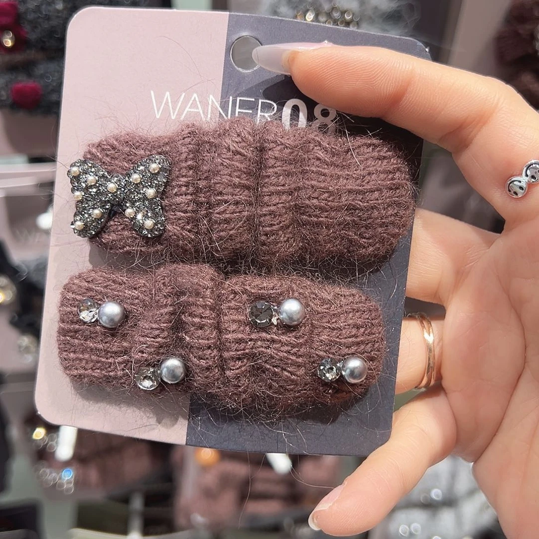 非金属咖色毛线褶皱拼掰掰夹