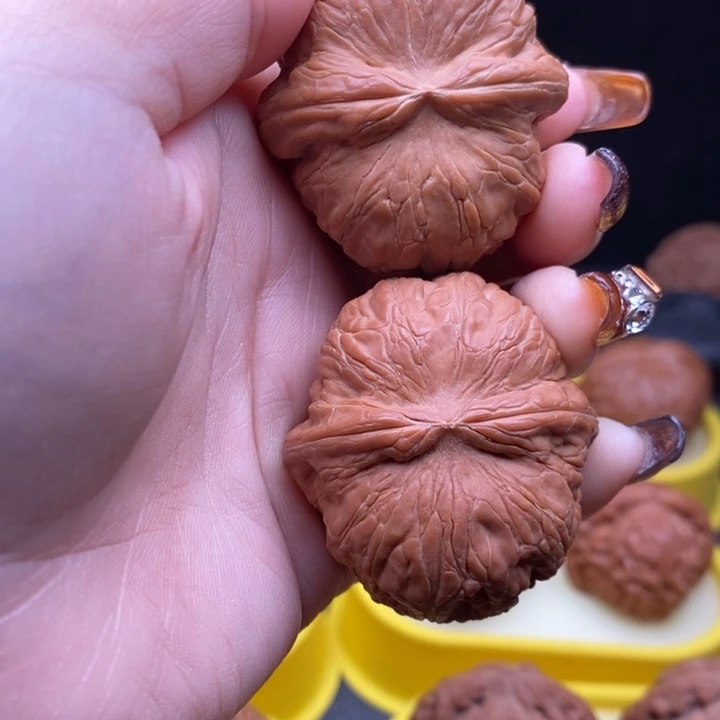 屋***哥把件文玩核桃元宝