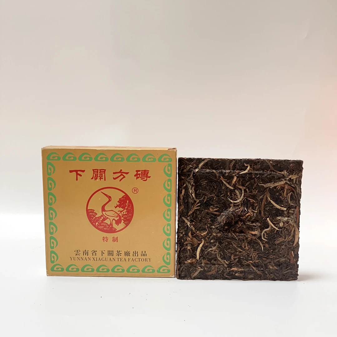 2004年（2月）下关茶厂 特制方砖 普洱老生茶200g