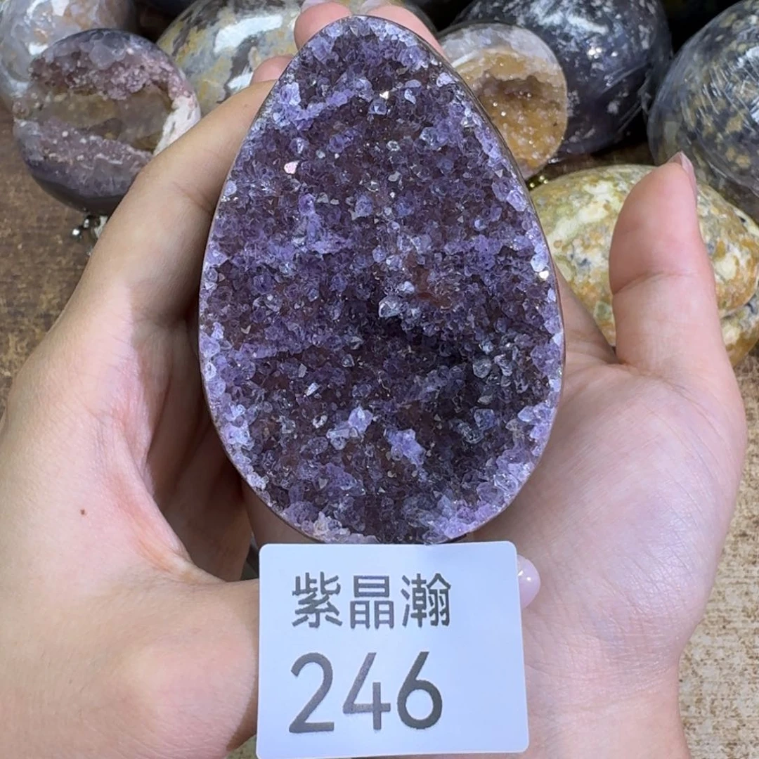 未镶嵌水晶大型摆件（非配饰）