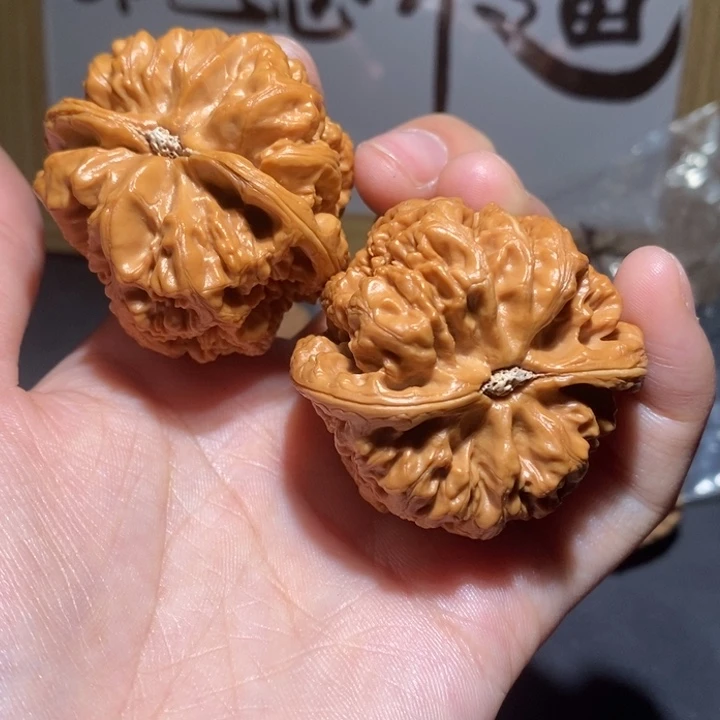 @***༻桃核吊坠瑕疵不一定能修复呢