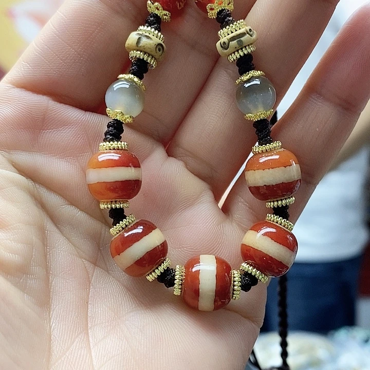 玛瑙/玉髓合金颈饰
