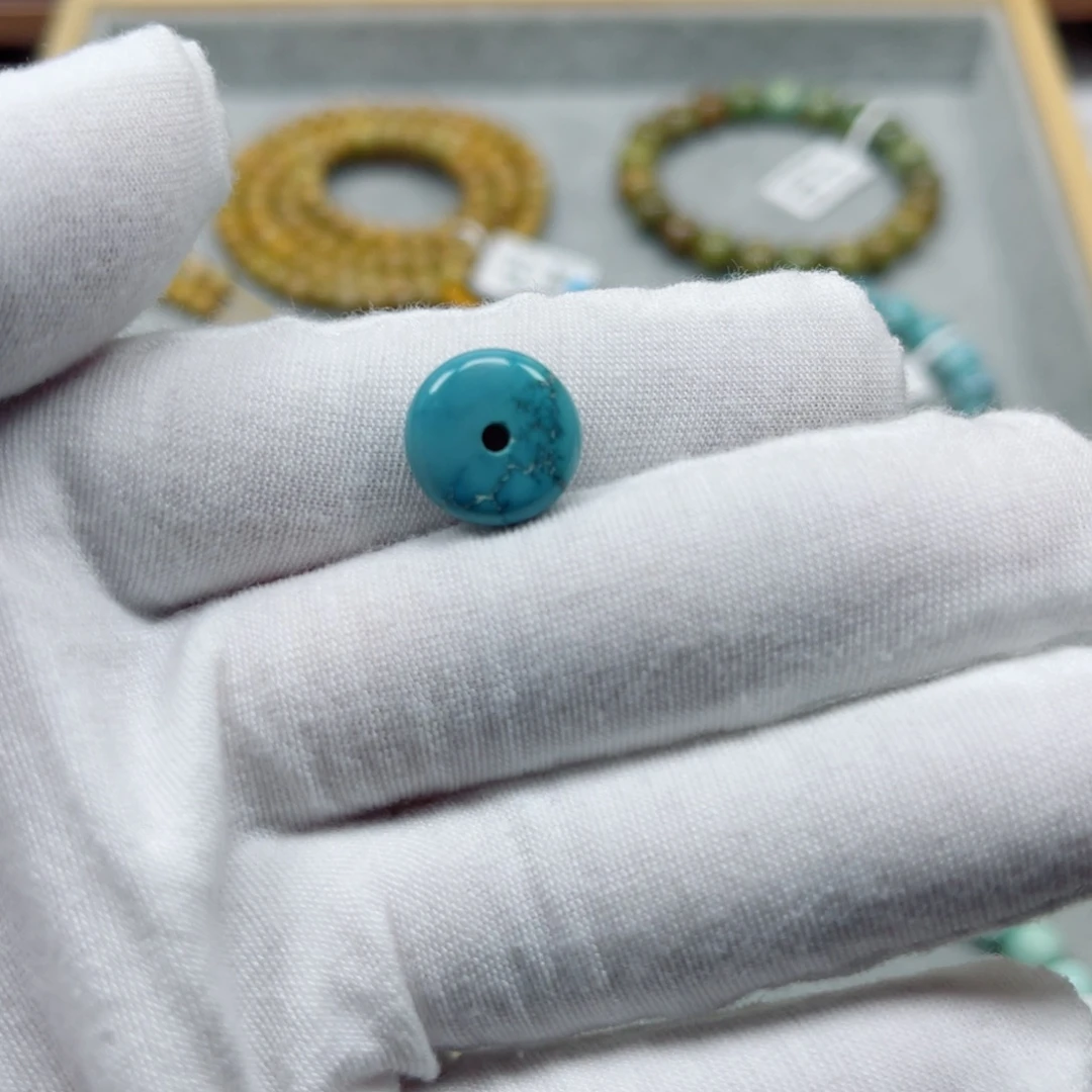 绿松石未镶嵌挂件