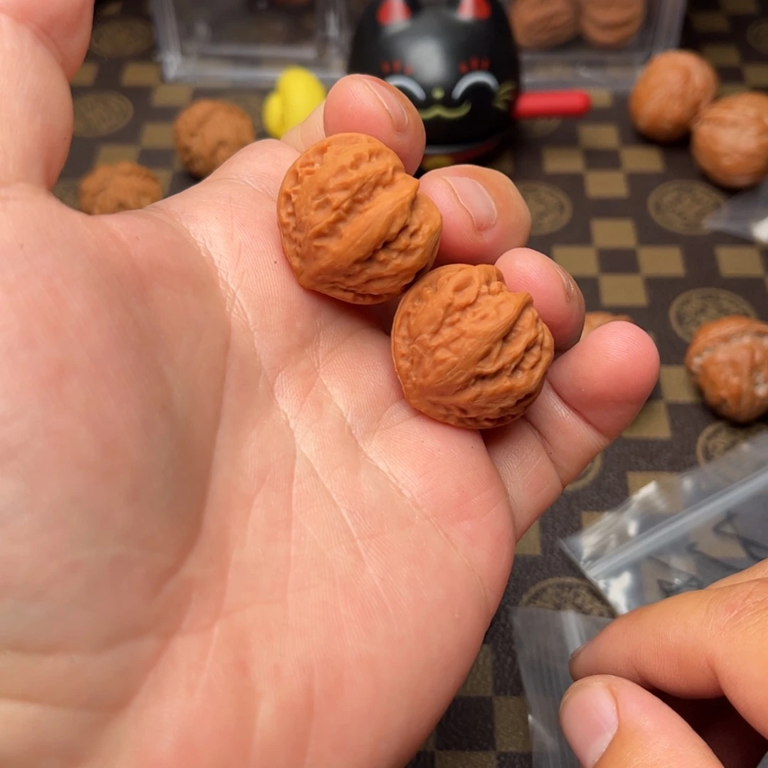 D***r文玩核桃把件21000000000