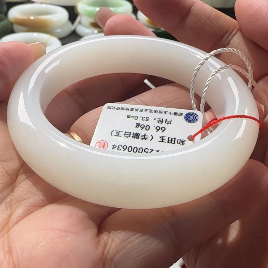 和田玉手镯未镶嵌用****9