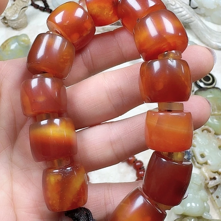 和田玉（糖玉）车挂未镶嵌中**化