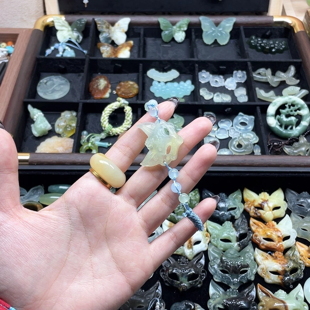 蛇纹石玉未镶嵌颈饰福利