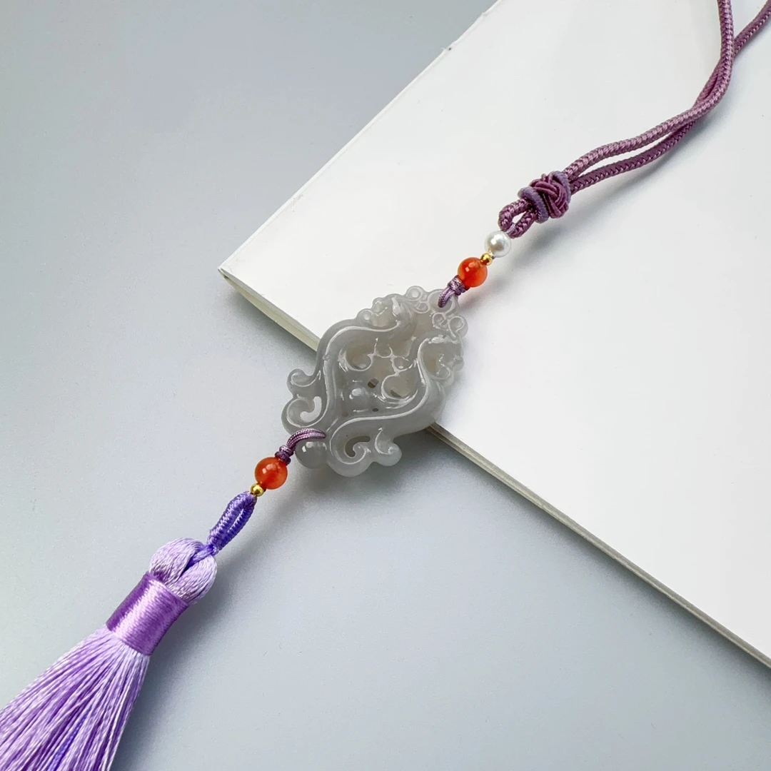 和田玉龙凤牌挂件（烟紫）