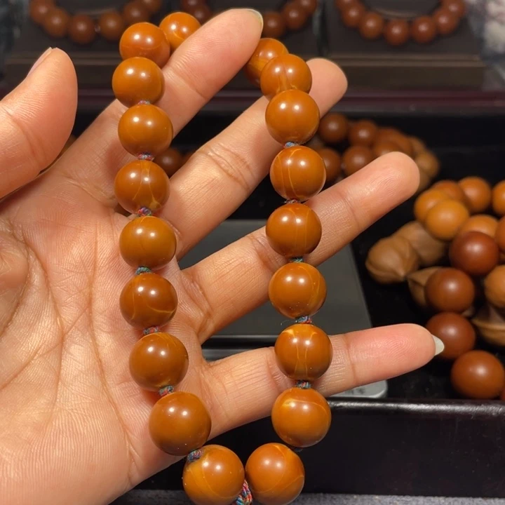 吊坠橄榄核1.34+铁核手持20颗福利