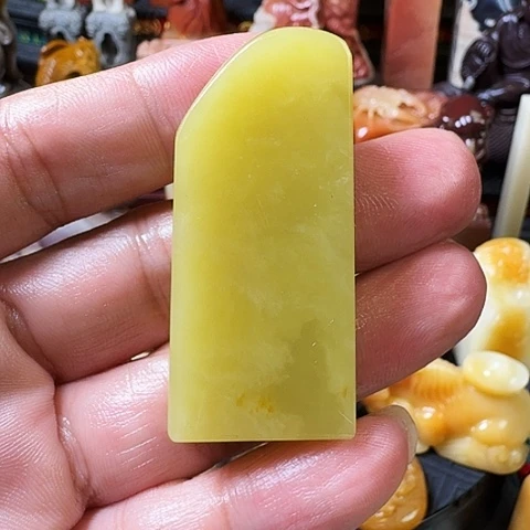 寿山石青田龙蛋扁章