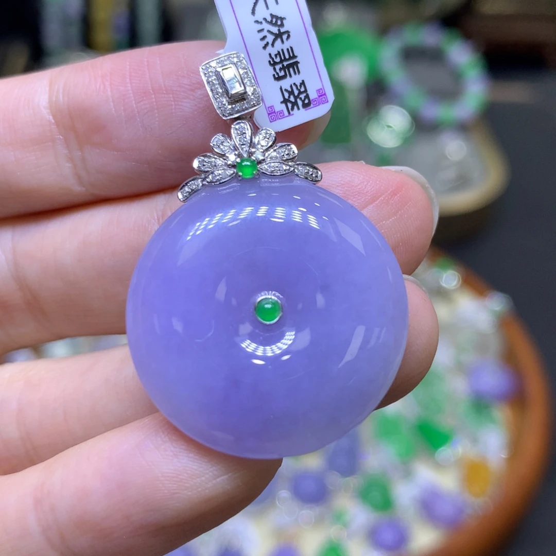 翡翠18K金镶嵌颈饰翡翠吊坠项链