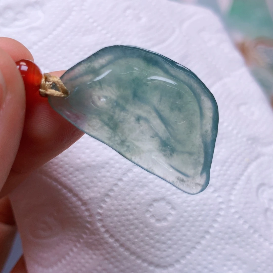 【闪购商品】翡翠吊坠(不含链)未镶嵌