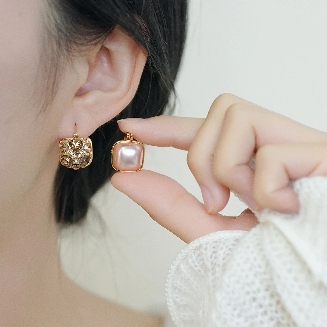 铜合金耳饰 高级感香槟金色方形超闪气质耳扣式耳钉时尚大气耳环