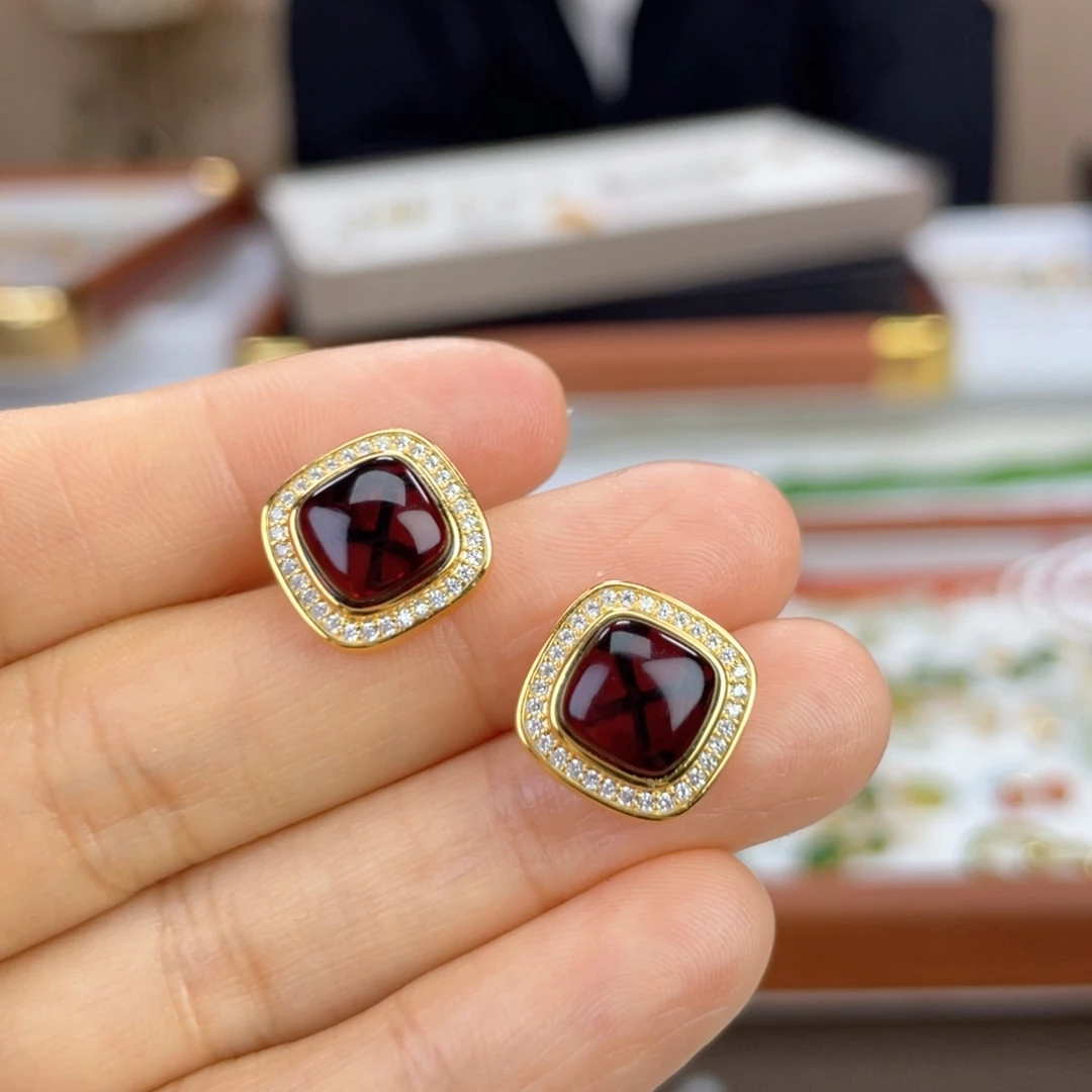 血珀银S925镶嵌耳饰伊*迪