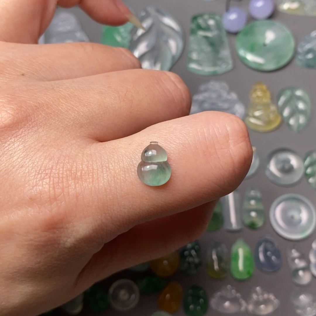 橘***甜翡翠未镶嵌颈饰翡翠