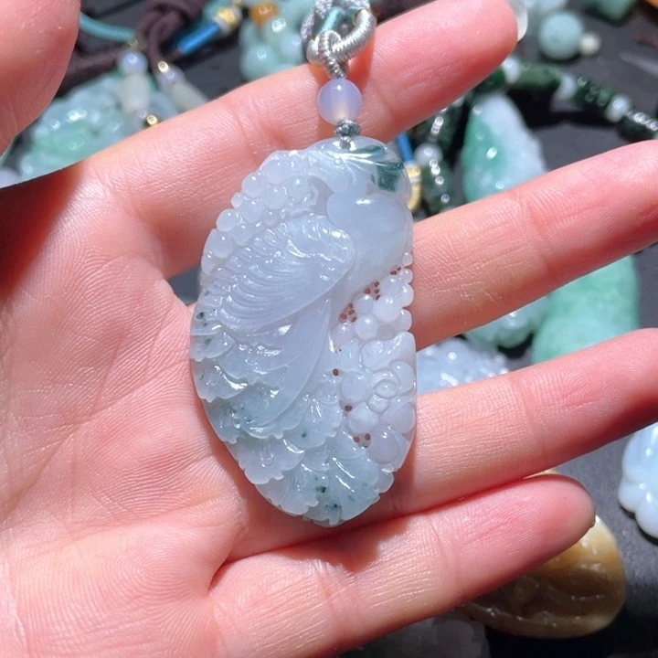 【闪购商品】翡翠颈饰未镶嵌天然翡翠