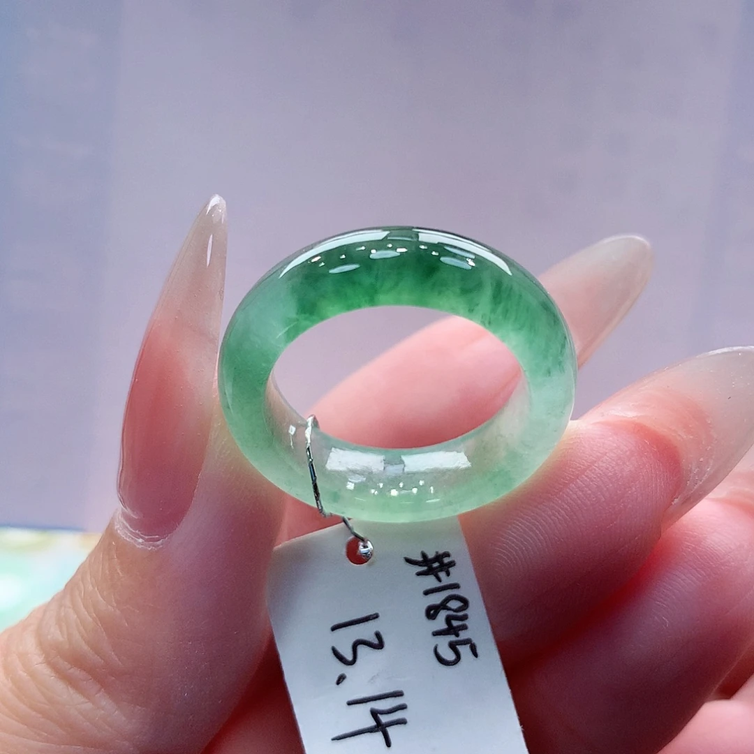 珞***伊翡翠未镶嵌戒指缅甸A货