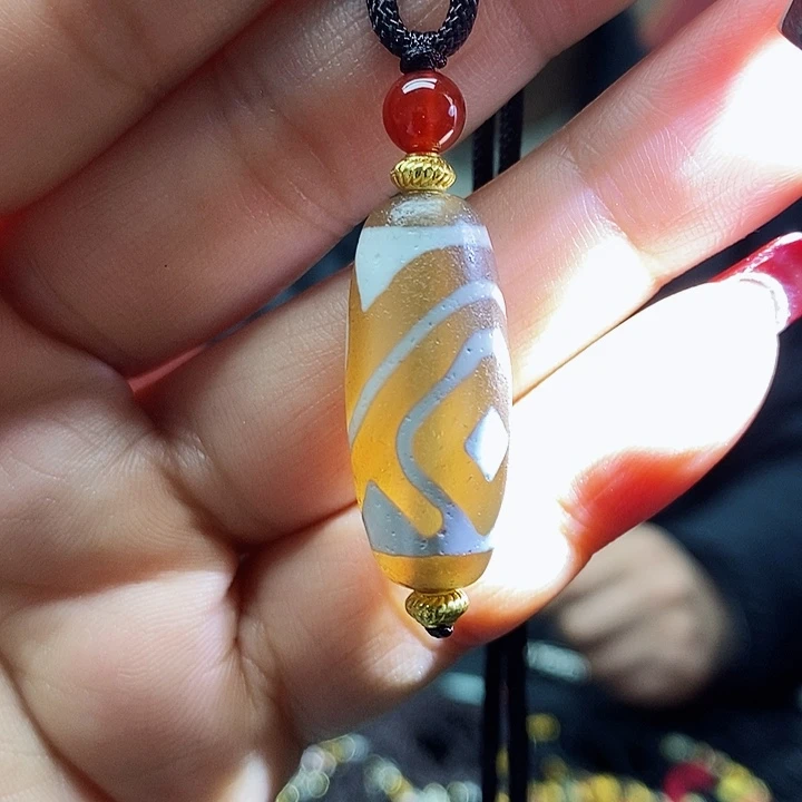 玛瑙/玉髓颈饰合金
