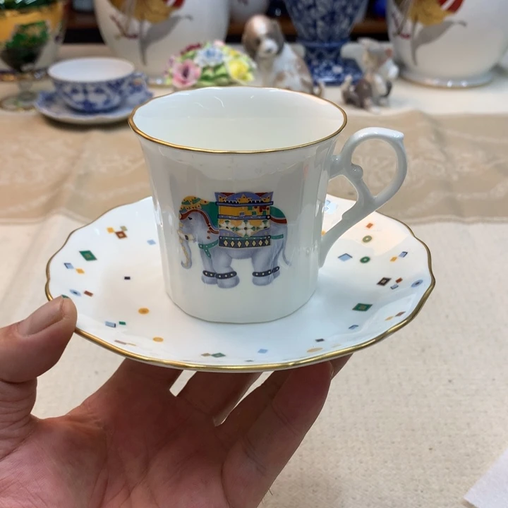 紫砂金瓷阁精品瓷器店