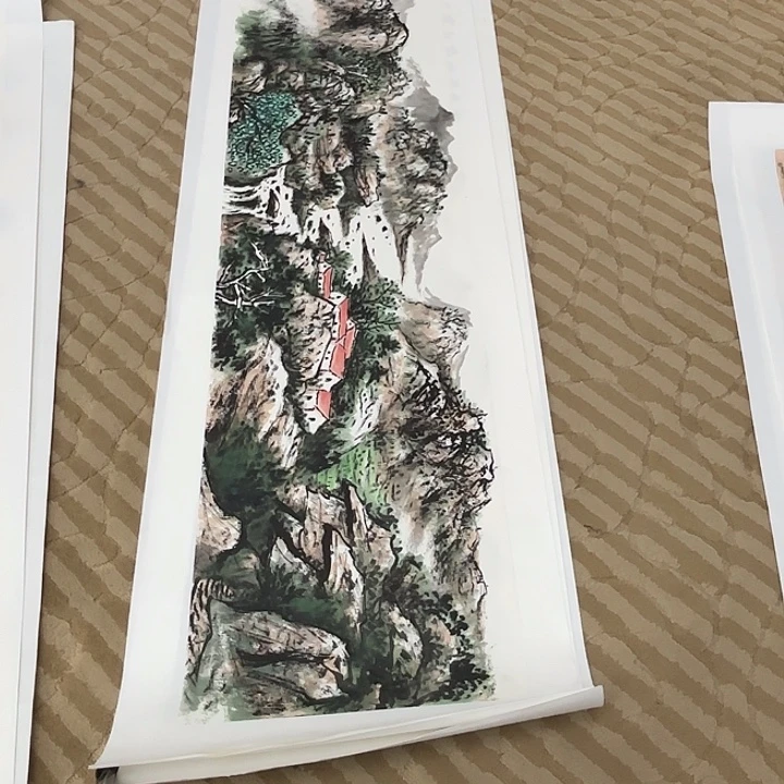 国画花鸟等图案为一体