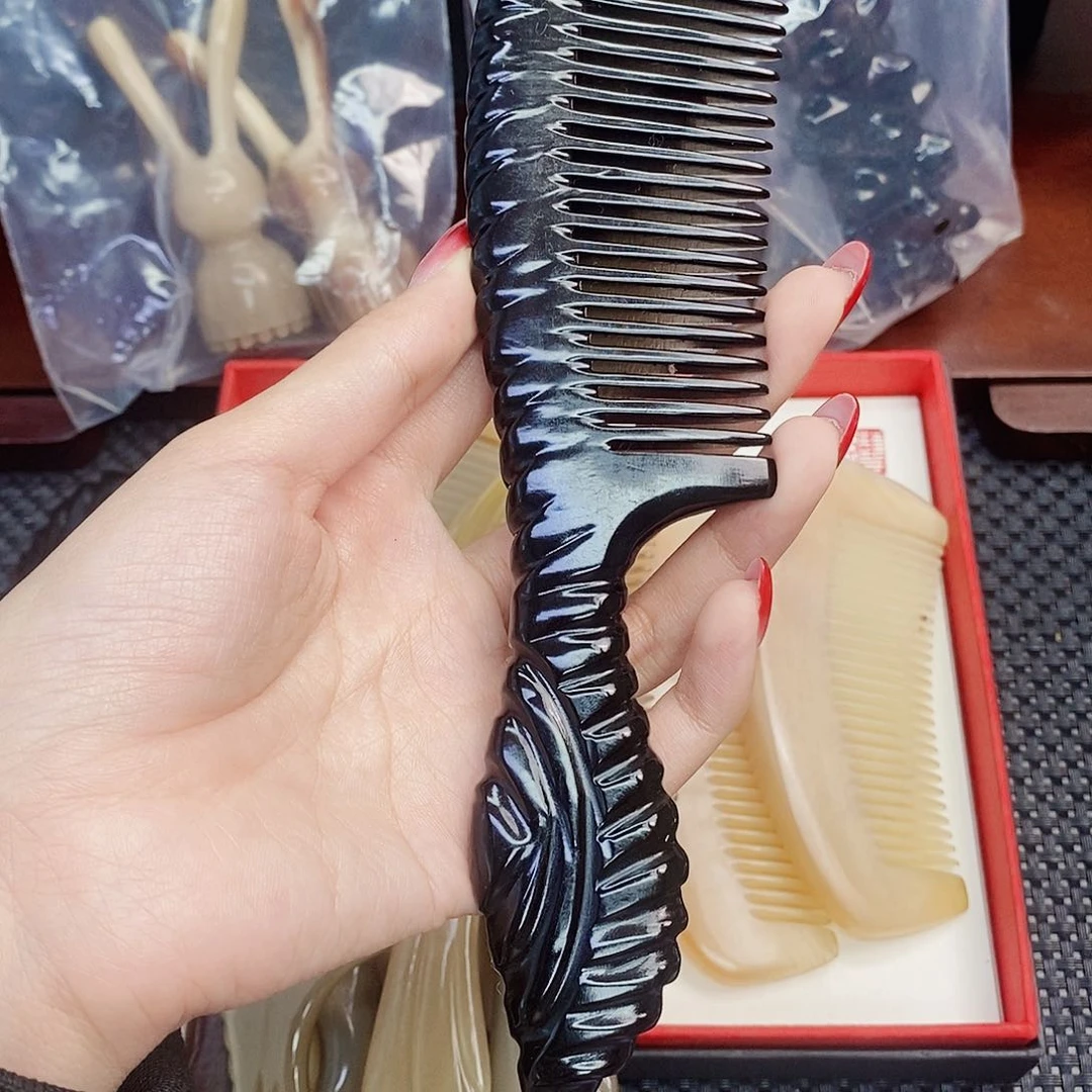 纯手工制作纯牛角梳子