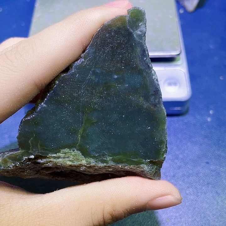 未镶嵌和田玉（糖玉）珠宝半成品