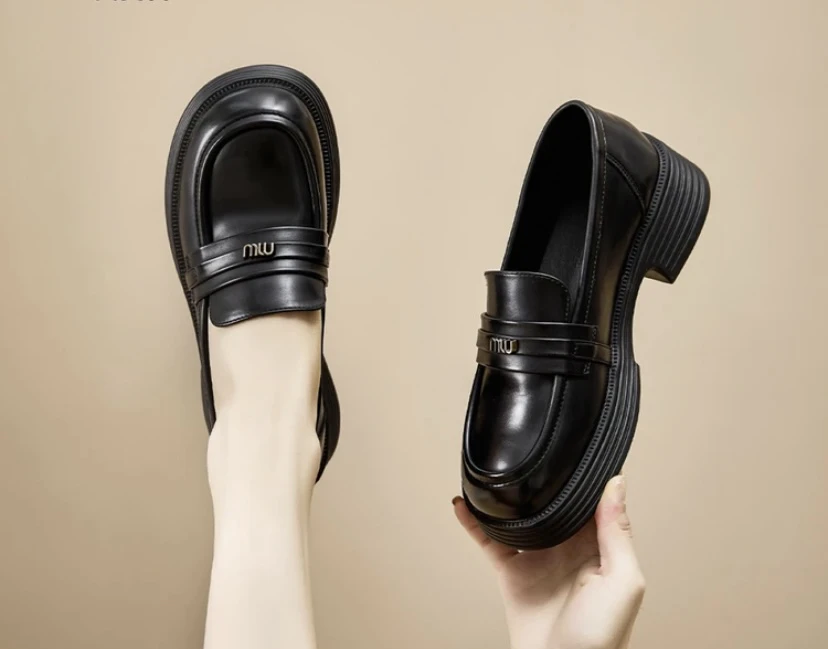 圆头粗跟秋季乐福鞋小个子豆豆鞋软底时尚鞋子厚底英伦风黑色