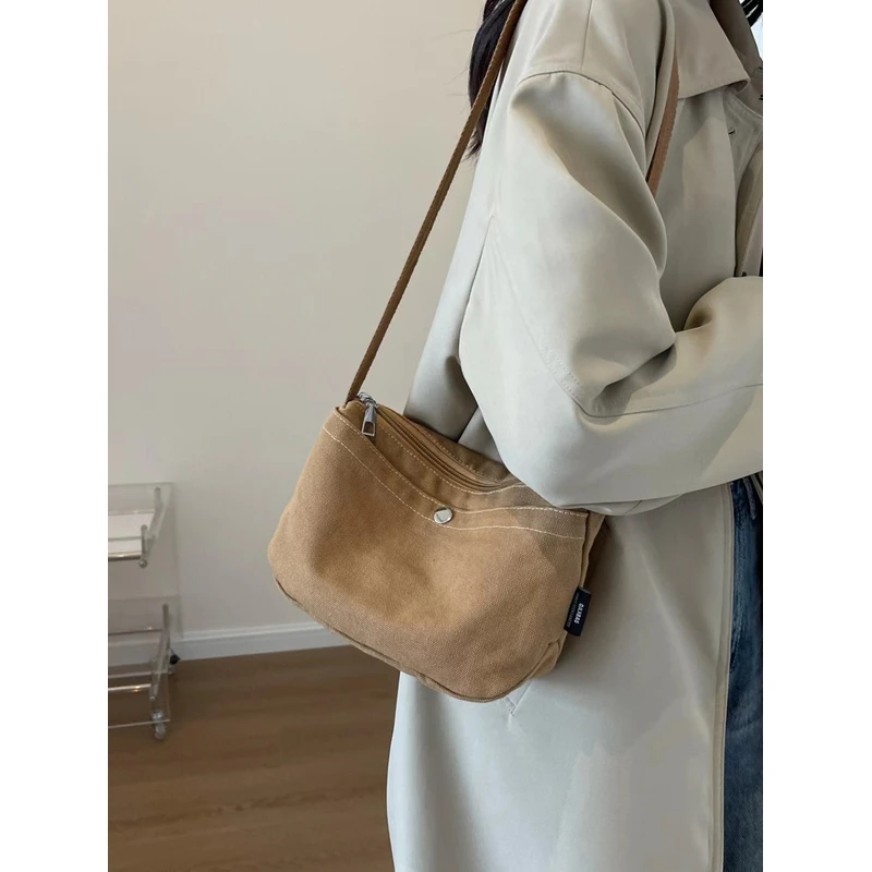 按编码拍（A01-A050）高货单肩斜跨女包